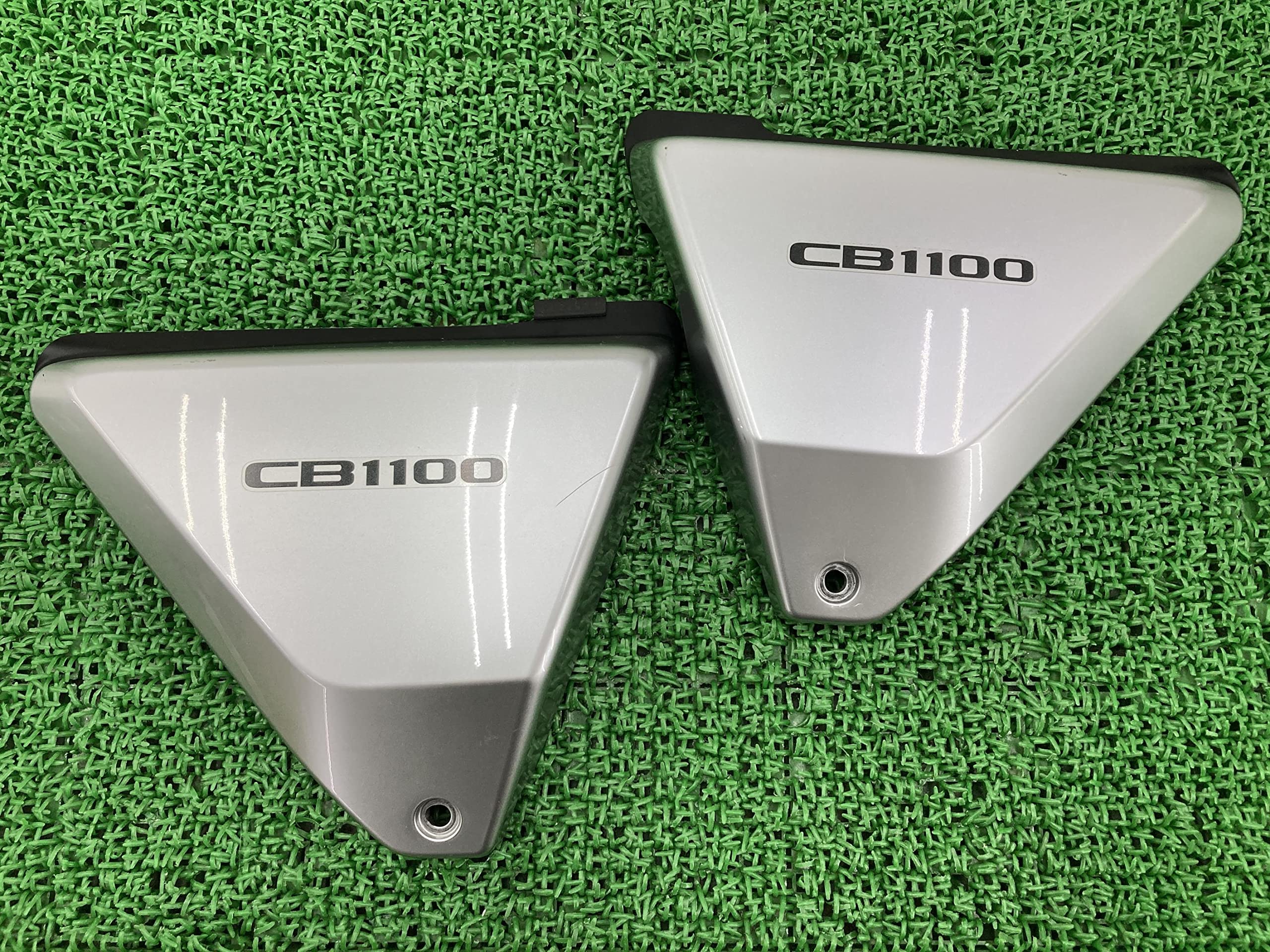 Amazon | CB1100 サイドカバー 左右 銀 83610-MGC-0000/83710